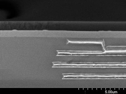 SEM cross section of the 4 metal layers of the 0.35µm CMOS technology