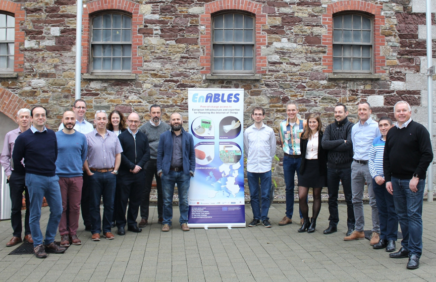 Vertreter der EnABLES Partner bei einem Projekttreffen in Cork (Irland). Ganz rechts im Bild, Dr. Gerd vom Bögel vom Fraunhofer IMS